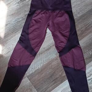 ThirdLove High Rise Purple Flex Seamless Compression Leggings L Nylon Blend EUC